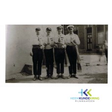 1935-0575 (2)